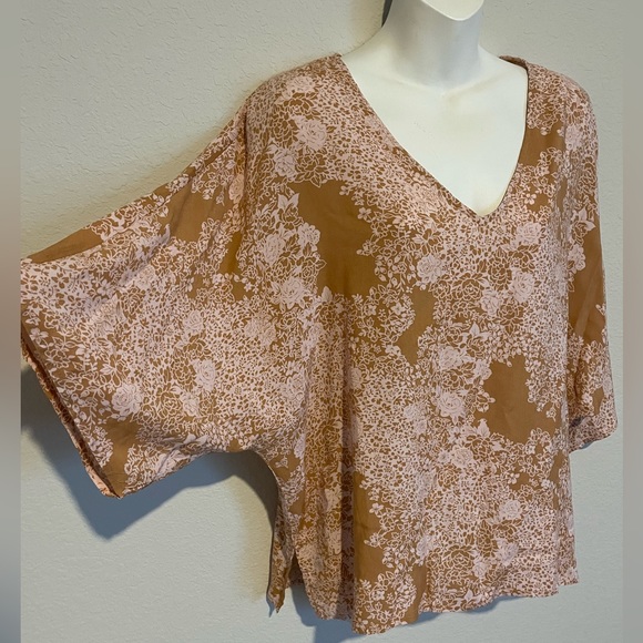 Floral Print Oversized V Neck Blouse SZ Small - Picture 3 of 9